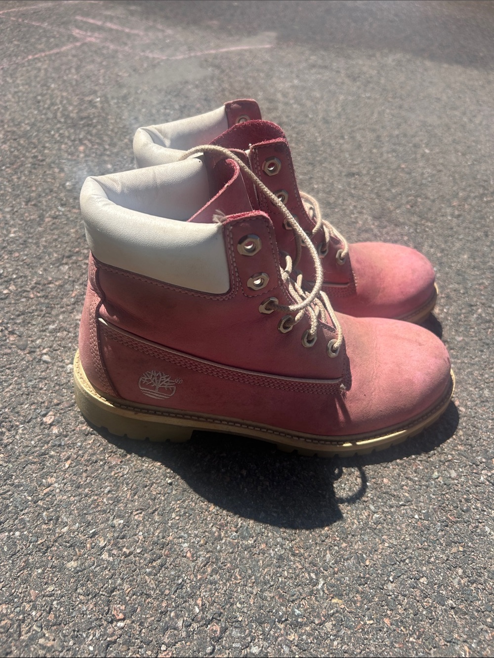Timberland Pink Nubuck Boots with Cream Collar and Tan Outsole